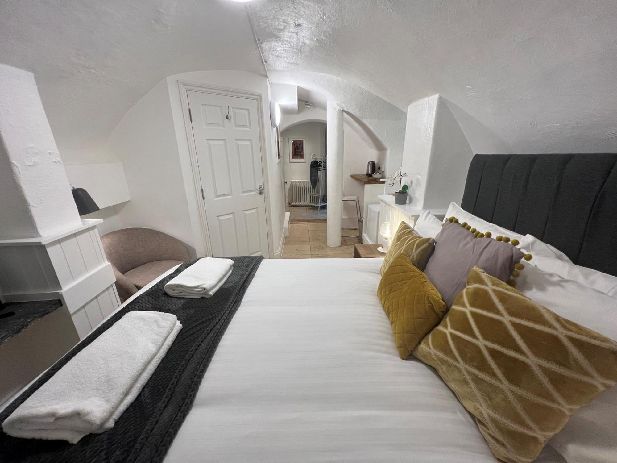 4 Berkeley Square I Your Apartment Bristol Bilik gambar